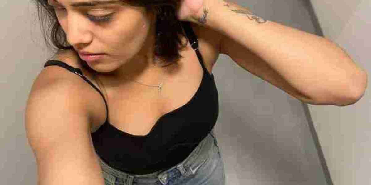 Fulfill Your All Sensual Desire with Sexy Call Girl in Dwarka