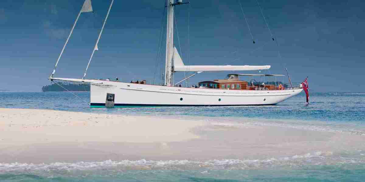 The Ultimate Guide to a Sailboat Charter Maine: Routes, Seasons, and What to Expect