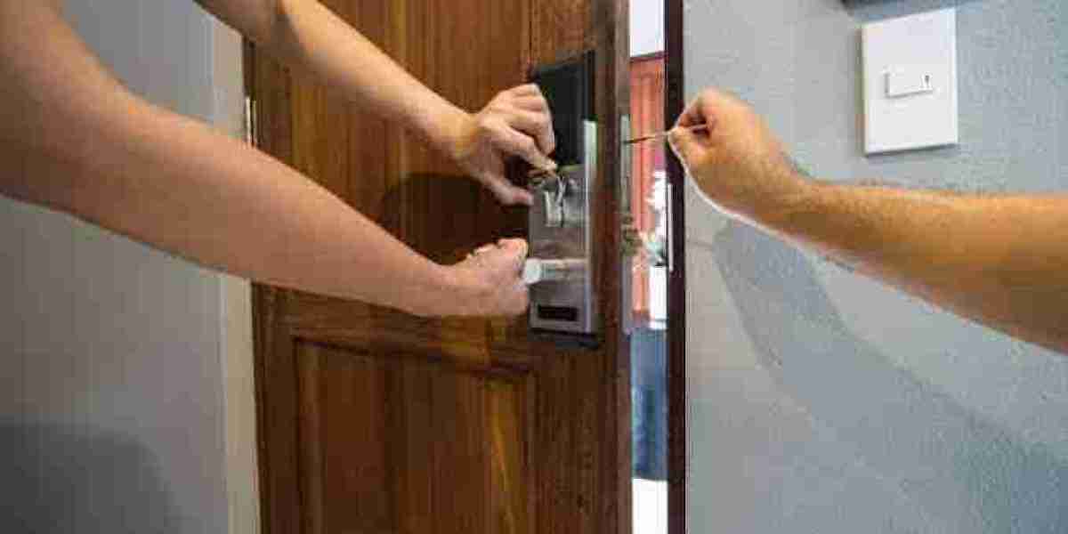 Warning Signs You Need a Locksmith in DFW Today