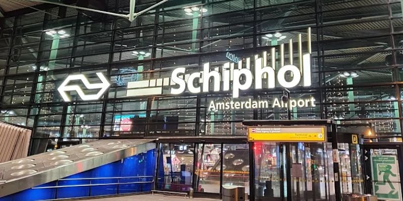 British Airways Terminal Amsterdam Airport - AMS +1 888-345-7157