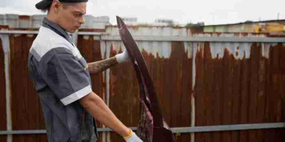 Protect Your Wood Fence with Fence Staining Services in Brampton