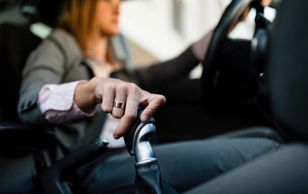 When Should You Call an Allison Transmission Specialist in Melbourne?