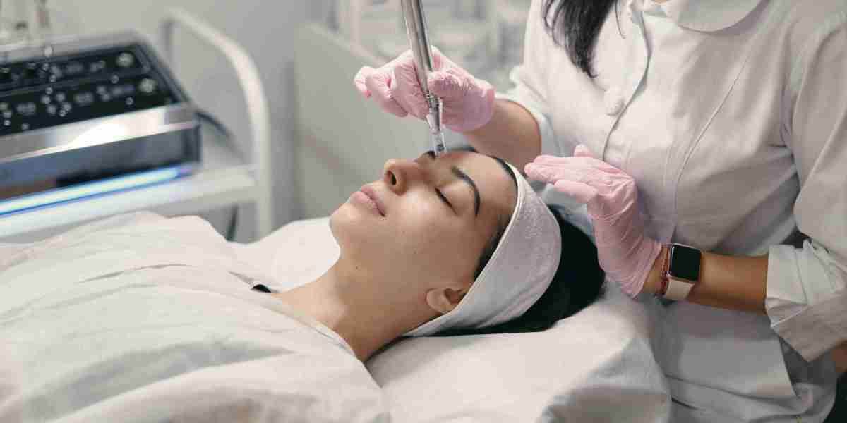 Best Aesthetic Clinic in Dubai for Facial Rejuvenation